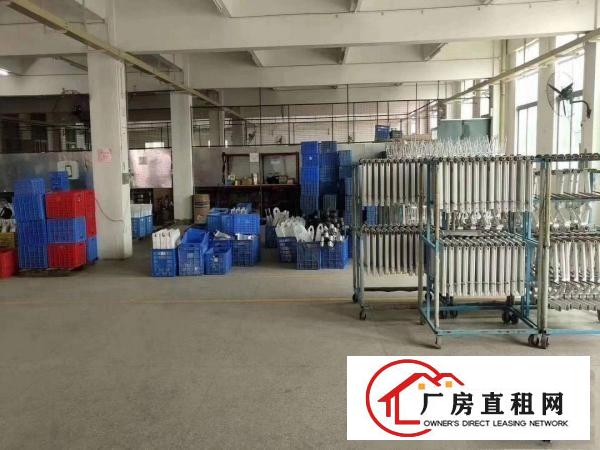  塘厦原房东带喷油环评厂房一楼900，二楼900，高度六米。