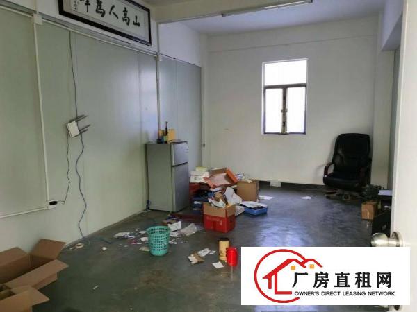  塘厦莲湖新出三楼厂房450平方，现成装修，主线到位