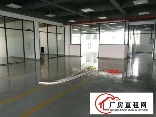  塘厦大坪近深圳标准3楼1580平方！双面窗户采光现成装修