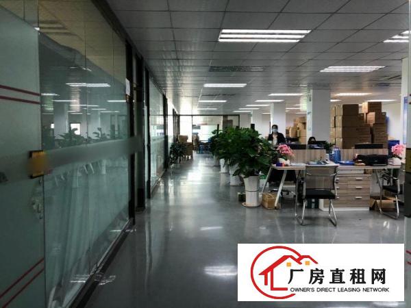  塘厦清湖头楼上一整层2000平带豪华装修厂房招租