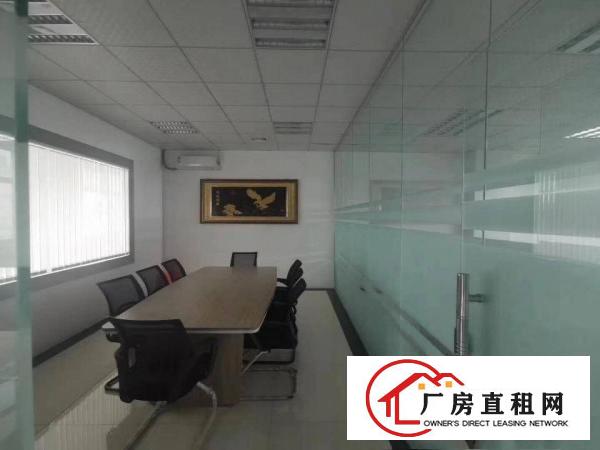  塘厦石鼓新空出楼上400平方，精装修，适合做贸易，电商
