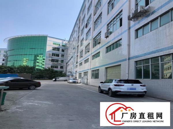  塘厦四村2600平无尘车间，现成装修风淋空调，可做口罩电子类