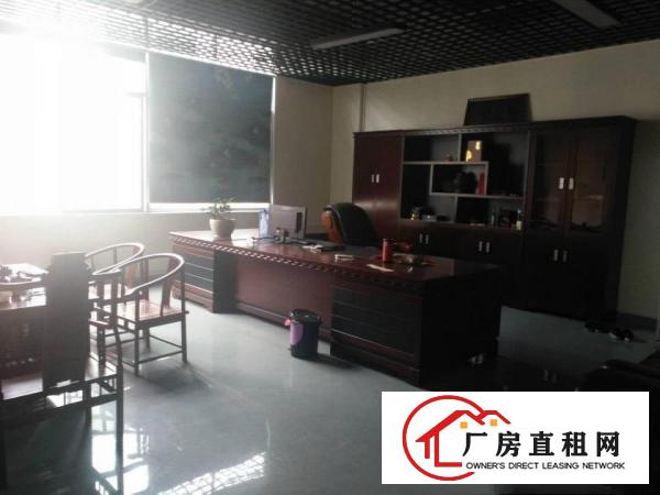  凤岗镇金凤凰惊现豪华装修水电现成无转让费厂房出租