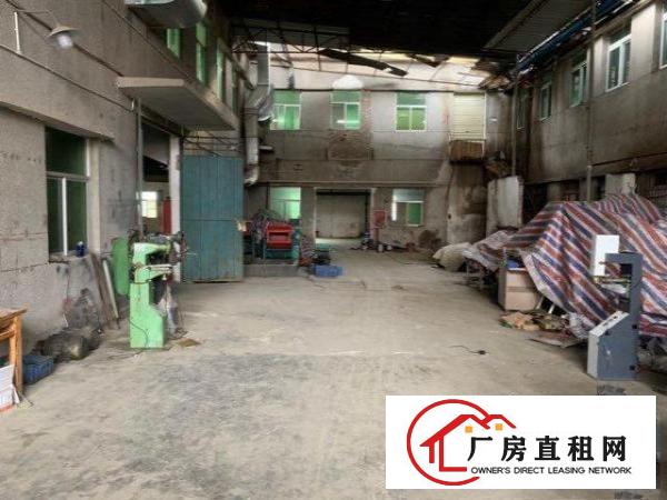  地理位置好，送五间宿舍。