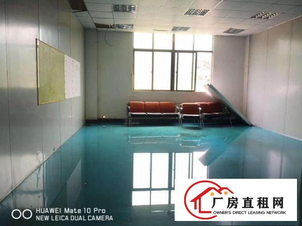  现成装修全新地坪漆凤岗五联工业区一二楼各900平厂房出租