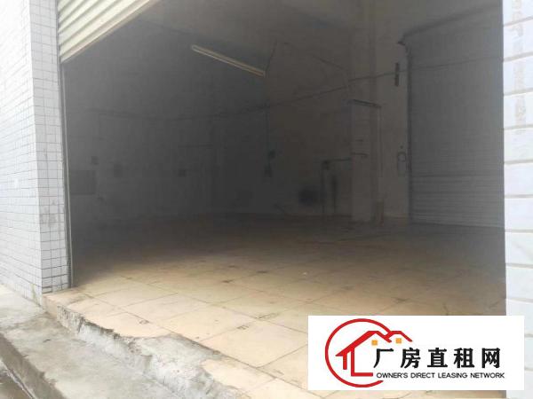 独门独栋两套一楼俩个门面带小院