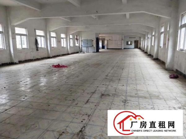  凤岗油甘埔已搬空标准厂房二楼880平方，适合塑胶，玩具，胶袋