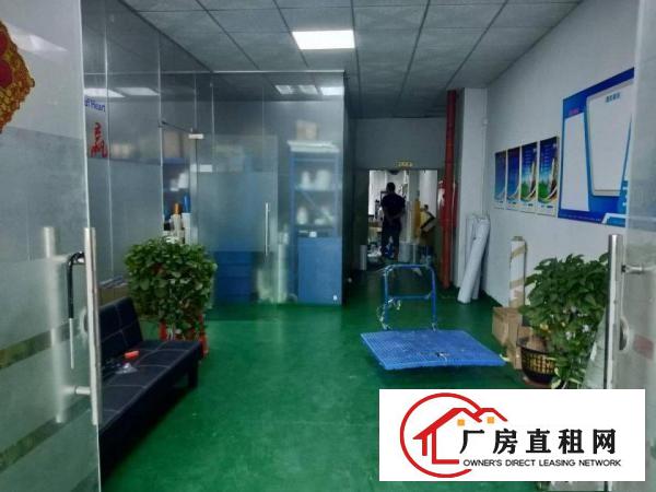  凤岗金凤凰工业区带装修厂房电子塑胶楼上400平方出租