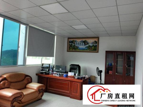  凤岗急转租1100平方，带现成办公室