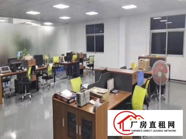  凤岗凤德岭电子加工耳机带流水线台精装修厂房楼上800出租