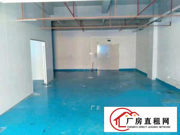  凤岗浸校塘精装修厂房三楼500平方出租，水电齐全空地大