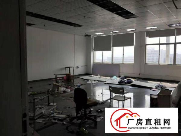  凤岗五联证件齐全带装修拎包入住厂房出租楼上2800平方
