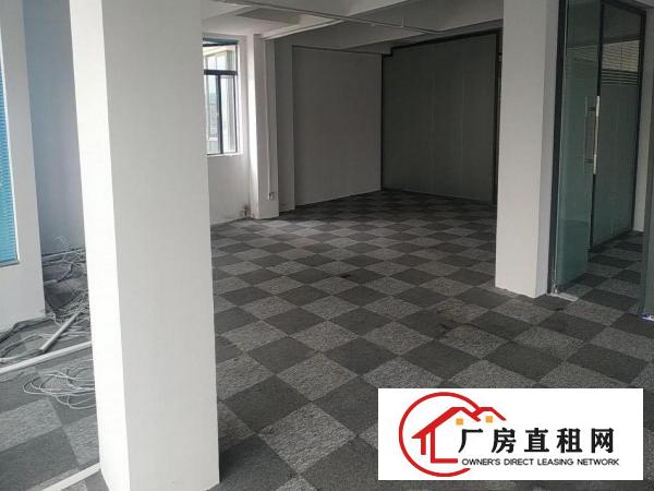  （出租）凤岗新出楼上230平带装修现成水电办公室！