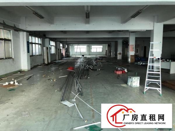  雁田近平湖横岗新出重工业厂房楼上1200平可做充电宝喷油行业