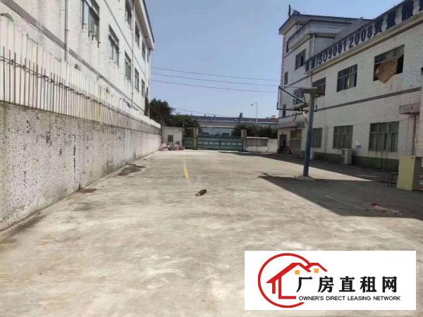  凤岗靠近龙岗厂房出租二楼1600平米出租带地坪漆办公室