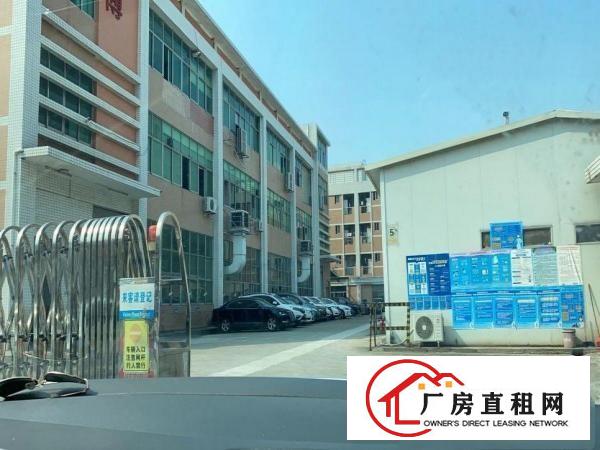  凤岗五联临深片区楼上新出1000平方，现成装修水电齐全！