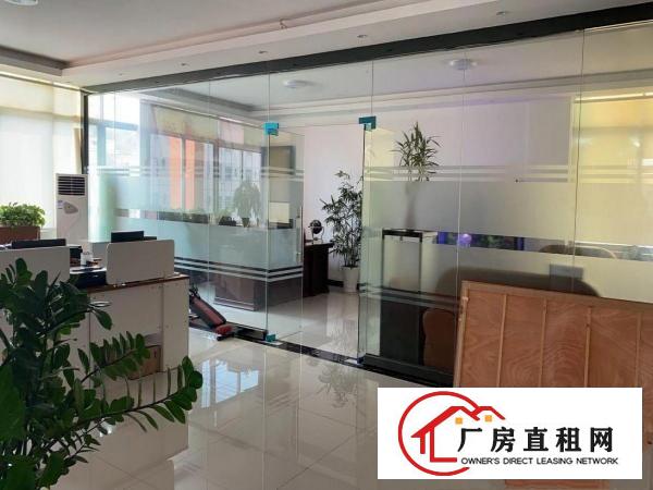  凤岗五联临深片区楼上新出1000平方，现成装修水电齐全！