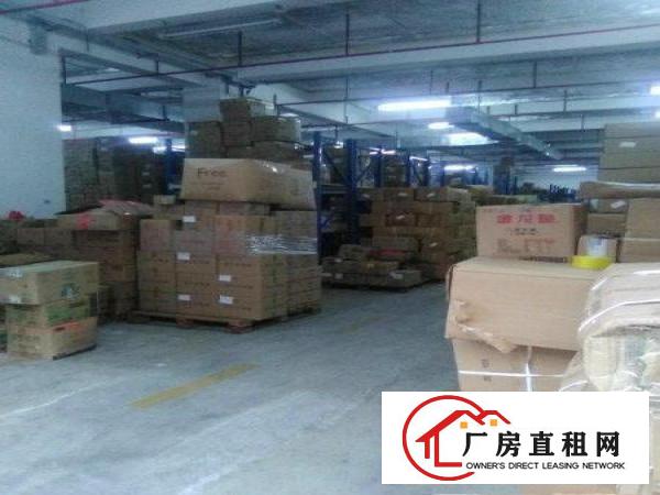  1000元每间短租高标小仓库干净交通便利24h安保