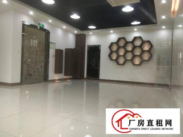  凤岗凤发工业区三楼800平米精装修原房东厂房出租300起租