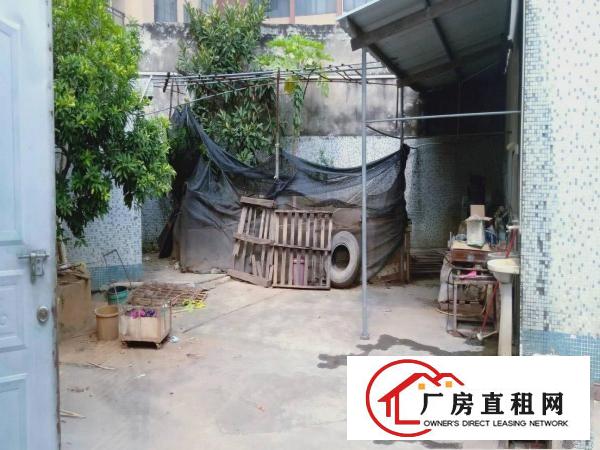  私人房东小型独院厂房800平米带水电办公室厨房直接出租