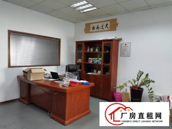  凤岗油甘埔天桥附近楼上小面积厂房出租450平价格便宜