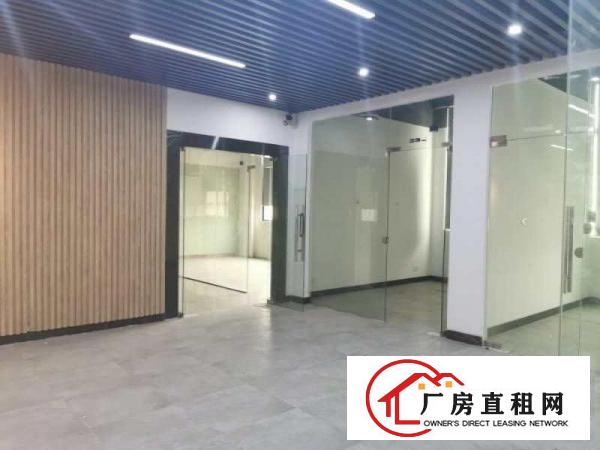  无公摊！现成装修凤岗五联楼上厂房出租2000平靠近深圳