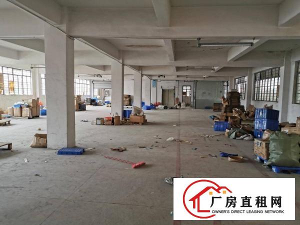  凤岗村委厂房二三楼各950平米出租带装修水电办公室地坪漆都有