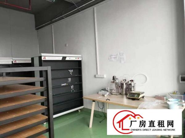  形象好带精装修办公室地坪漆凤岗楼上厂房出租750平