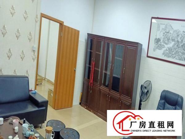  新出来豪华装修二楼电梯厂房1200平米标准厂房业主直租