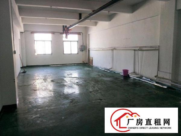  现成装修办公室水电齐全