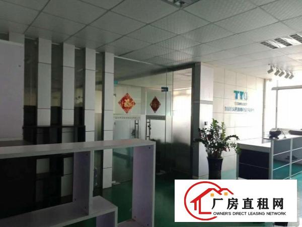  （6680打包价出租）实业客转租楼上600平精装修厂房出租