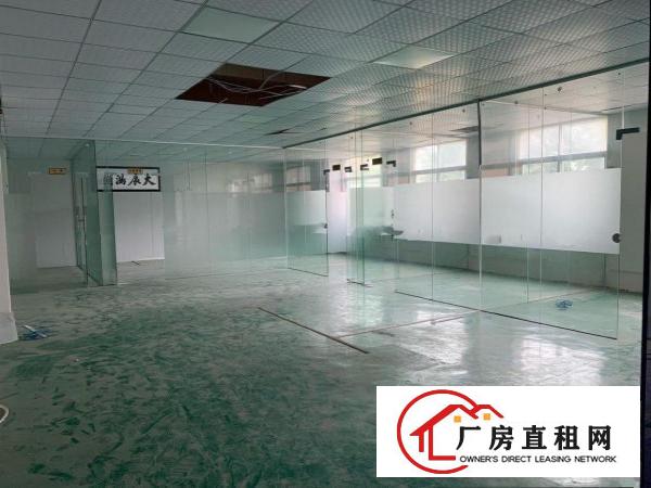  清溪高速出口标准厂房二楼带装修1020平米出租