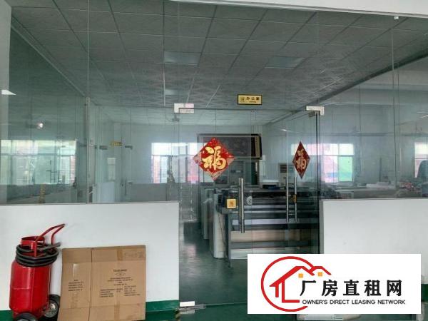  清溪标准厂房二楼1500平米带装修出租，水电齐全