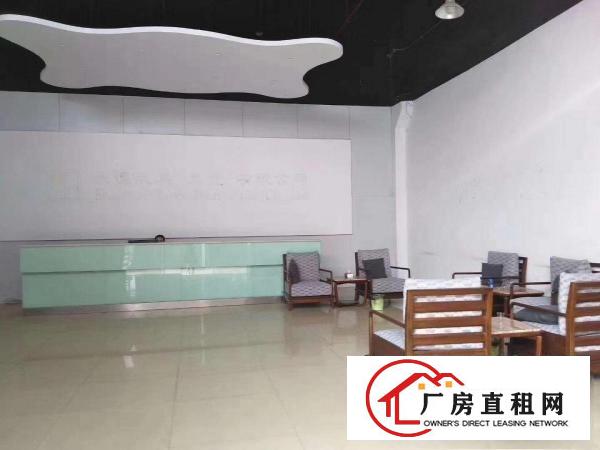  清溪大利新出标准厂房三楼2200平米。