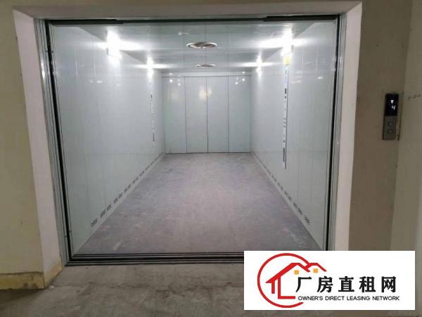  清溪武深高速出口一公里全新厂房地出租，全新地坪漆