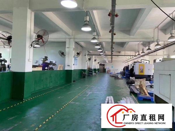  原房东一楼实际面积出租，现成装修，层高5.5米。水电齐全