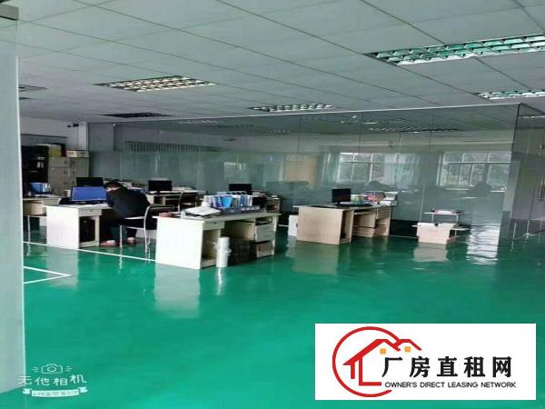  清溪镇高新园区标准厂房1至2楼2400平方，带现成装修。