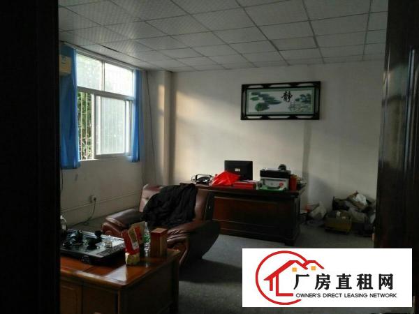  清溪镇原房东标准厂房一楼1280平方，带行车出租。