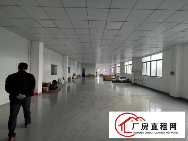  清溪高速路口楼上带装修厂房960平方出租大小可分租