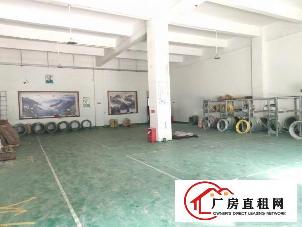  清溪一楼680平方带装修空地超大原房东出租