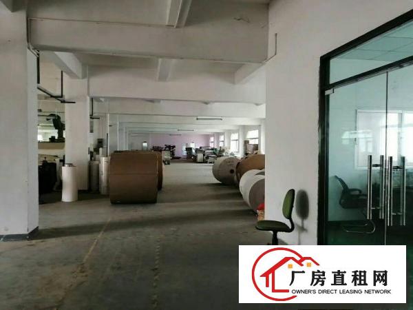  清溪镇标准厂房2楼800平方出租，带办公室装修。
