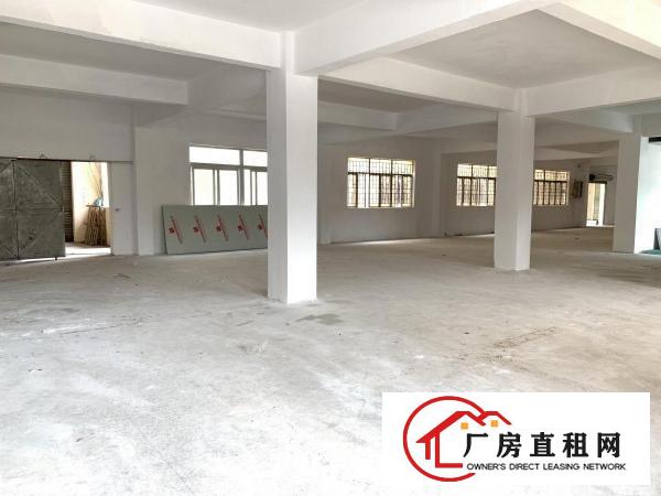  清溪三中新出临街厂房二楼带装修650平米出租，现成水电