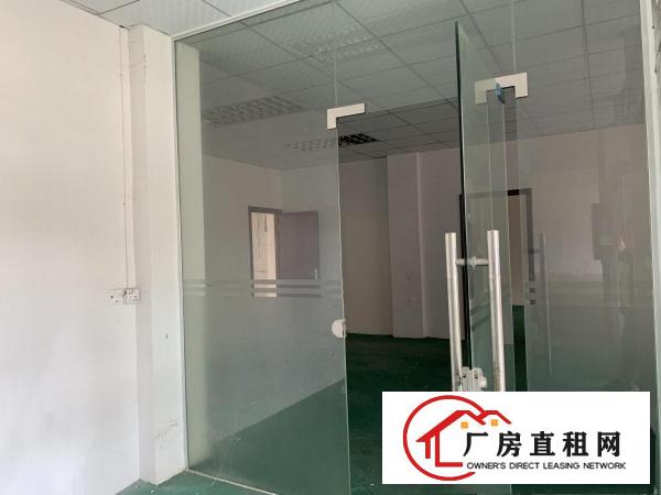  清溪三中新出临街厂房二楼带装修650平米出租，现成水电