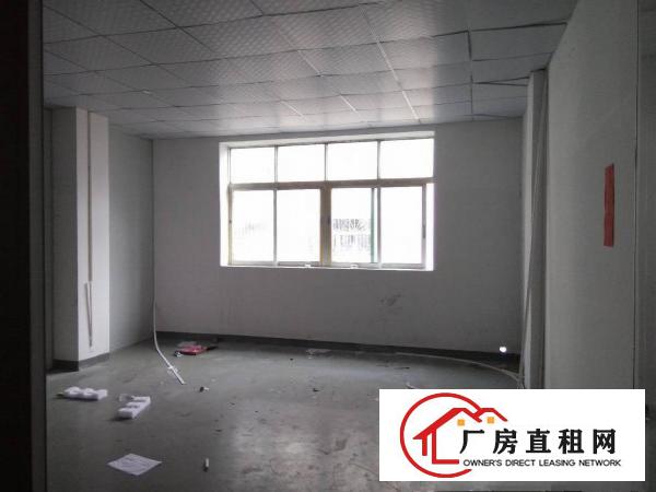  金河三楼550平方厂房出租现成装修地板漆办公室