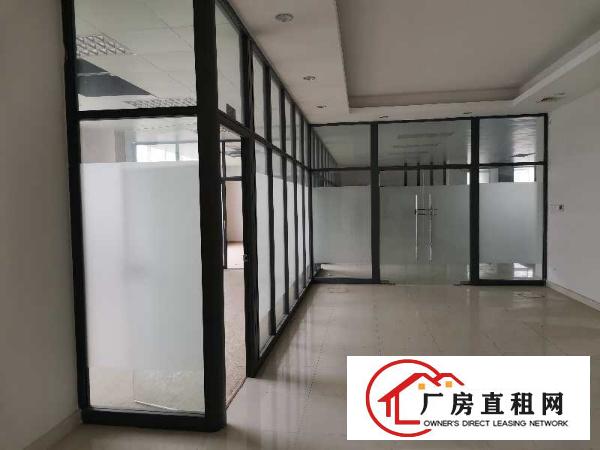  桥头镇科技园内新出办公室出租780平方，现成吊顶装修！