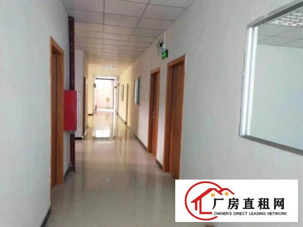  高速口附近钢构厂房出租，2000平方，下个月空出，带装修