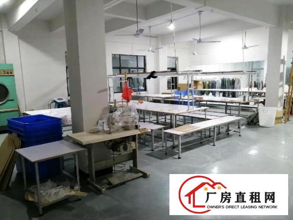  450平精装修厂房转租。