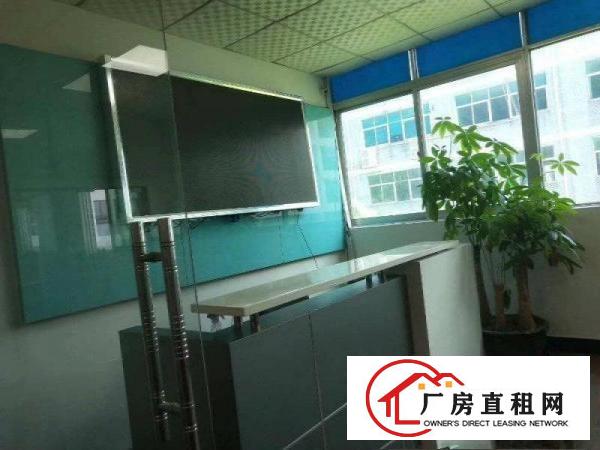 东莞苏坑现成装修二楼2000平标准厂房工业用地可办环评