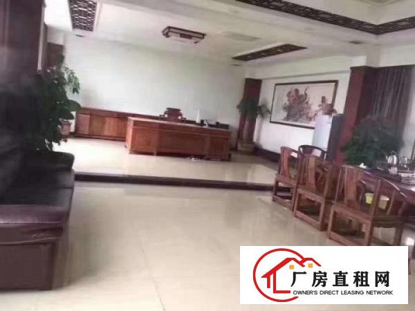  独院单层厂房7000平方，滴水十米带独立办公楼水电线路齐全