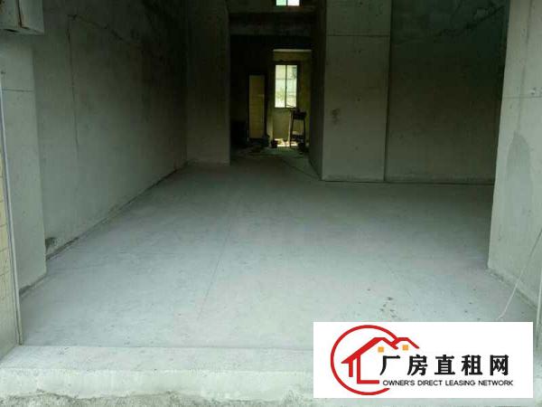  自住房出租一楼高5.8米